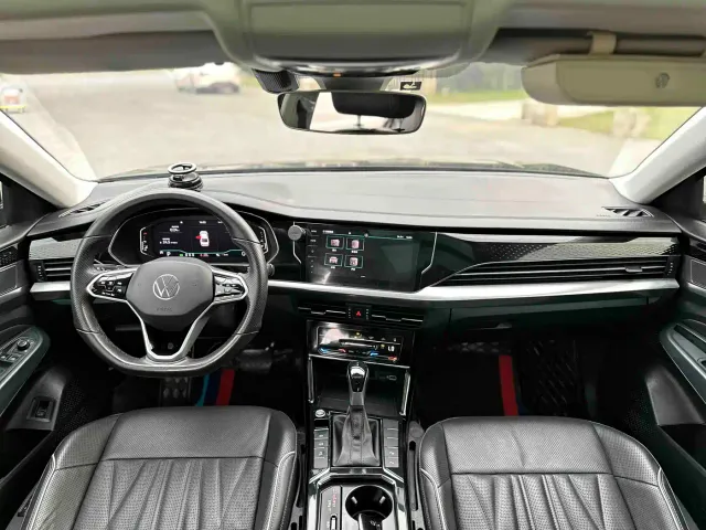 Volkswagen Passat — Фото автомобиля 5