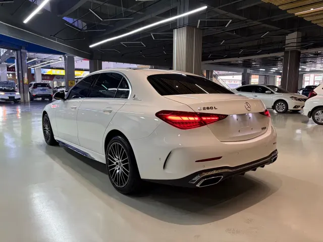Mercedes-Benz C-Class — Фото автомобиля 11