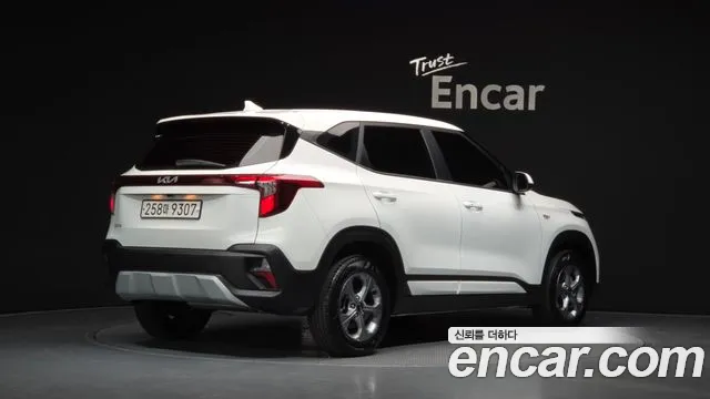Kia Seltos — Фото автомобиля 2