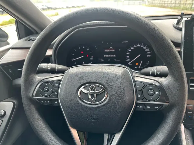 Toyota Avalon — Фото автомобиля 9