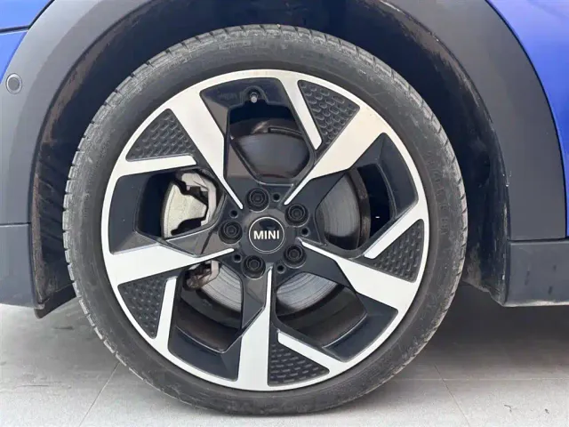 MINI Hatch — Фото автомобиля 18