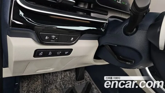 Kia Carnival Generation 4 — Фото автомобиля 28