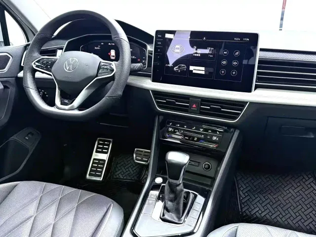 Volkswagen Tiguan L — Фото автомобиля 4