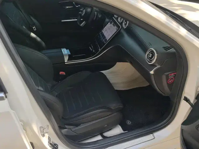 Mercedes-Benz C-Class — Фото автомобиля 8