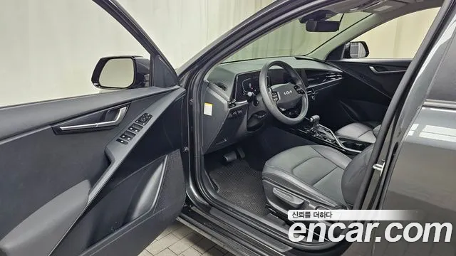 Kia Niro The All New Niro Trendy — Фото автомобиля 10