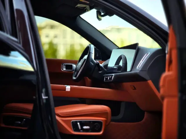 Li Auto L7 — Фото автомобиля 20