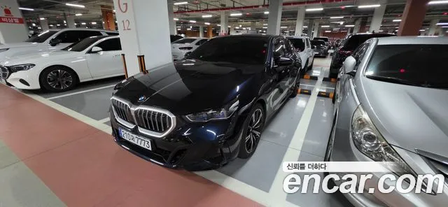 Фотография автомобиля — BMW 5 Series G60