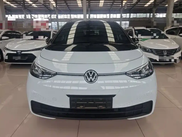 Volkswagen ID.3 — Фото автомобиля 2