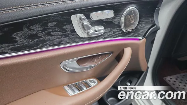 Mercedes-Benz E-Class W213 — Фото автомобиля 25