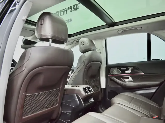 Mercedes-Benz GLE-Class — Фото автомобиля 15