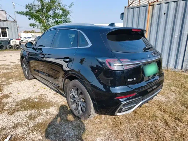 Hongqi HS5 — Фото автомобиля 4