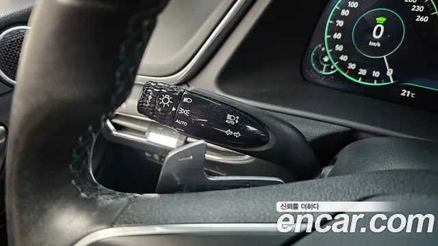 Hyundai Sonata — Фото автомобиля 27
