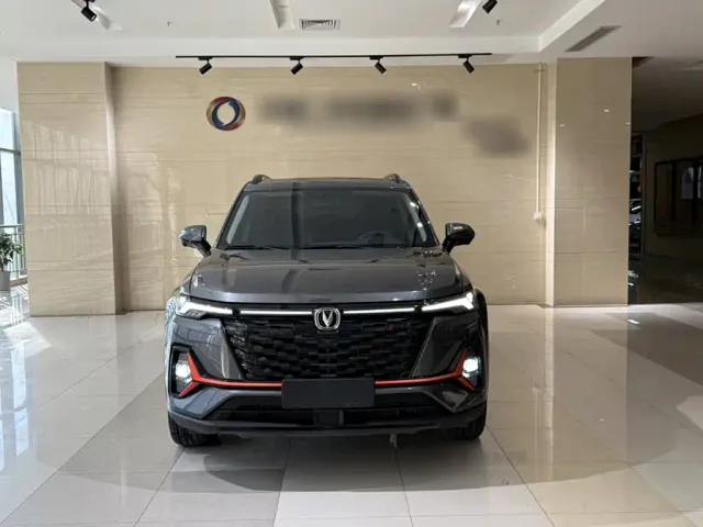 Changan CS35 Plus — Фото автомобиля 6