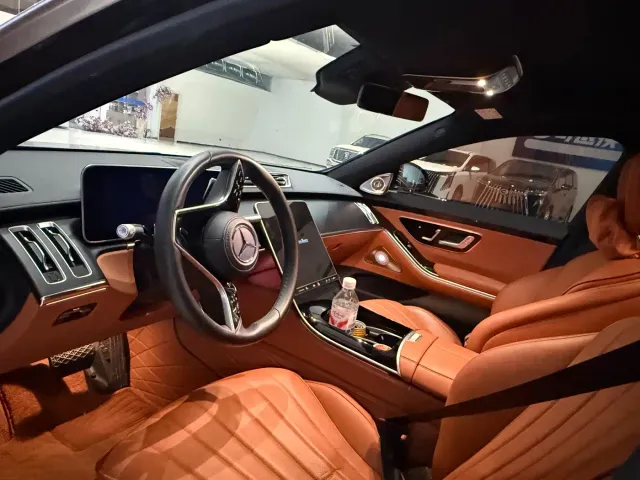 Mercedes-Benz S-Class — Фото автомобиля 4