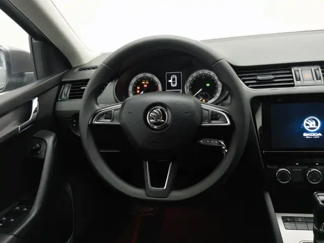 Skoda Octavia — Фото автомобиля 11