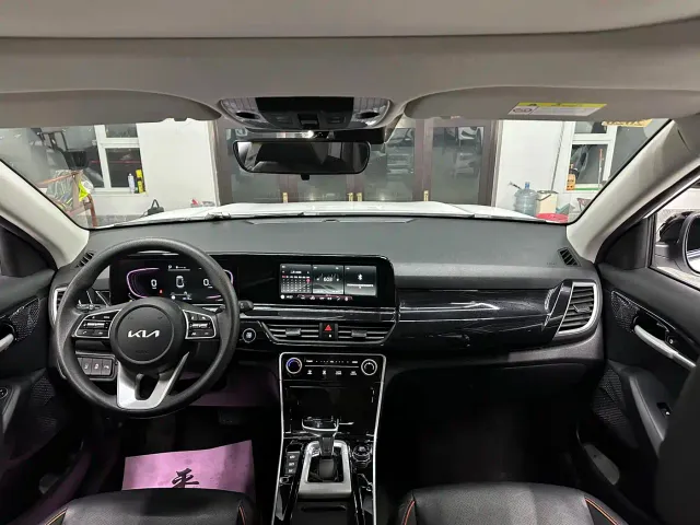 Kia Seltos — Фото автомобиля 10
