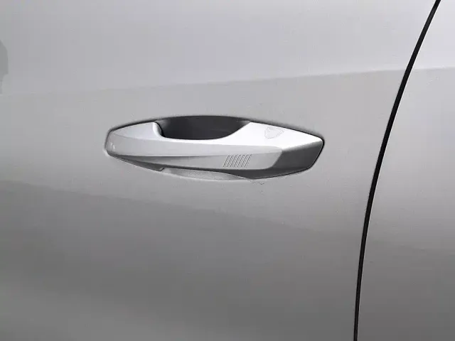 Geely Boyue L — Фото автомобиля 18
