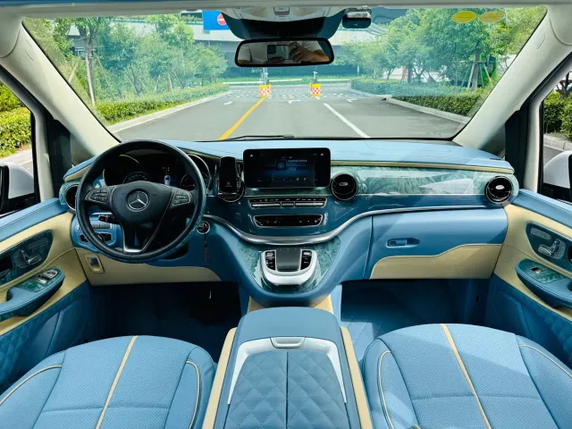 Mercedes-Benz V-Class — Фото автомобиля 5