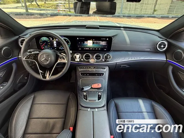 Mercedes-Benz E-Class — Фото автомобиля 7