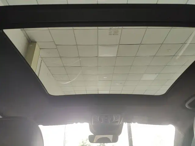 Roewe RX5 Max — Фото автомобиля 17