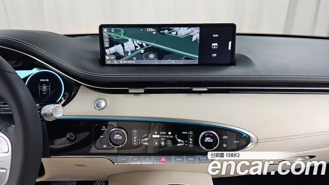 Genesis GV70 — Фото автомобиля 18