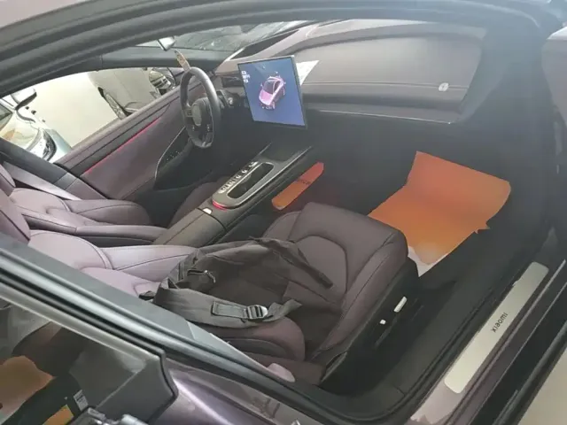 Xiaomi SU7 — Фото автомобиля 23