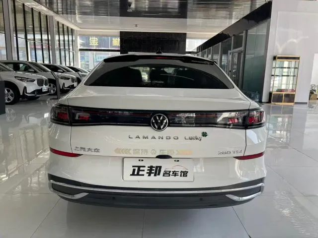 Volkswagen Lamando — Фото автомобиля 5