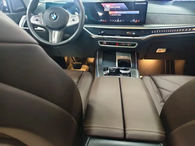 BMW X5 — Фото автомобиля 7