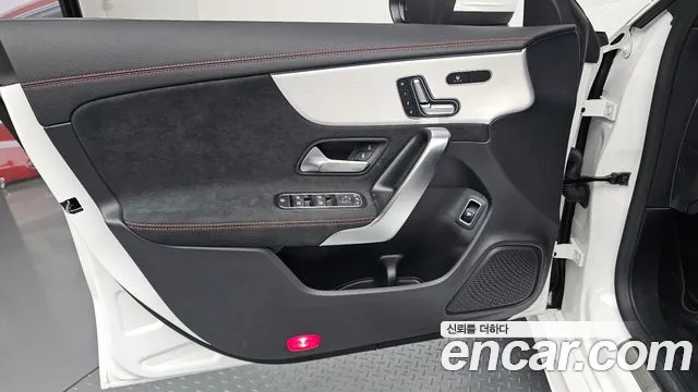Mercedes-Benz CLA-Class — Фото автомобиля 22