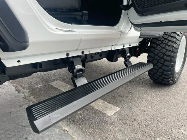 Jeep Wrangler — Фото автомобиля 12