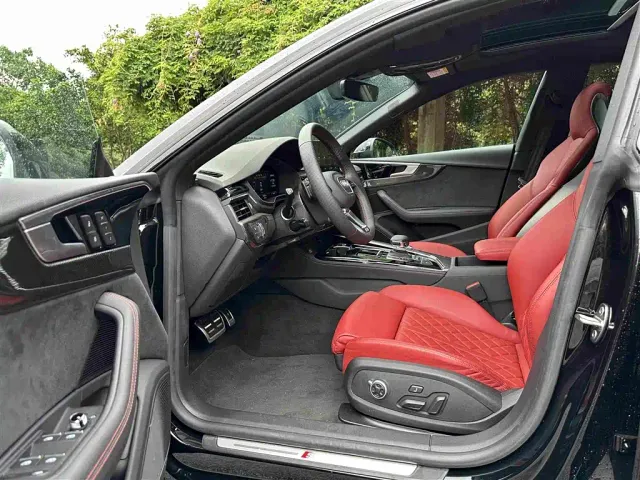 Audi S5 — Фото автомобиля 5