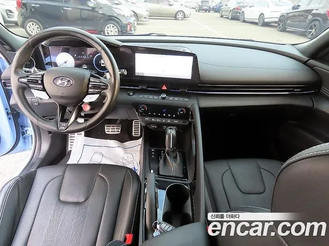 Hyundai Avante CN7 — Фото автомобиля 8
