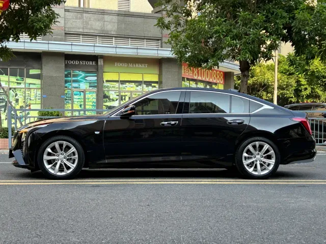 Cadillac CT5 — Фото автомобиля 5