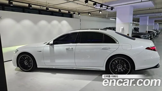 Mercedes-Benz S-Class — Фото автомобиля 8