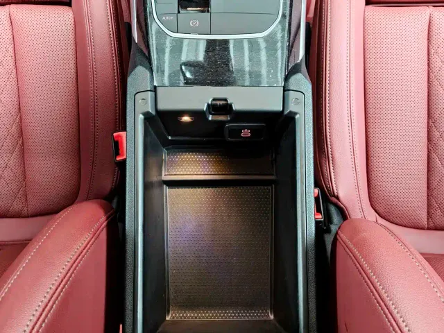 BMW 3 Series — Фото автомобиля 11