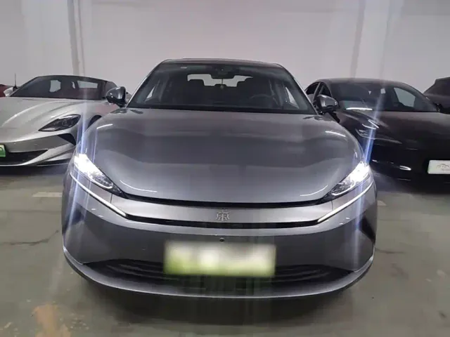 BYD Qin L — Фото автомобиля 2