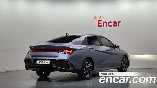 Hyundai Avante — Фото автомобиля 2