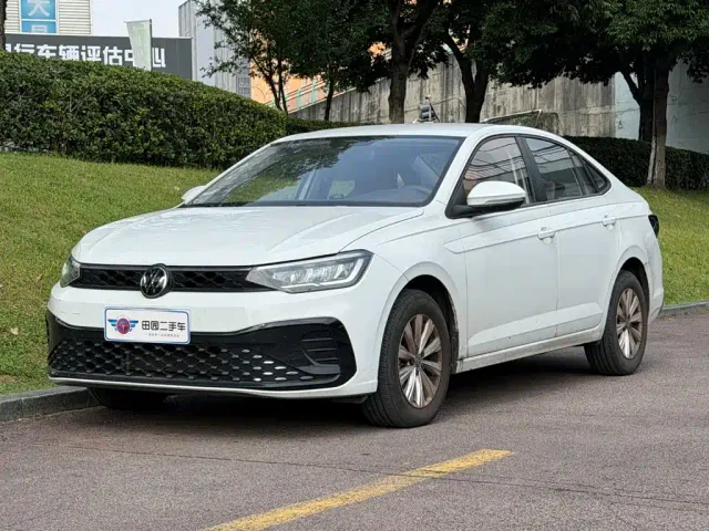 Фотография автомобиля — Volkswagen Lavida