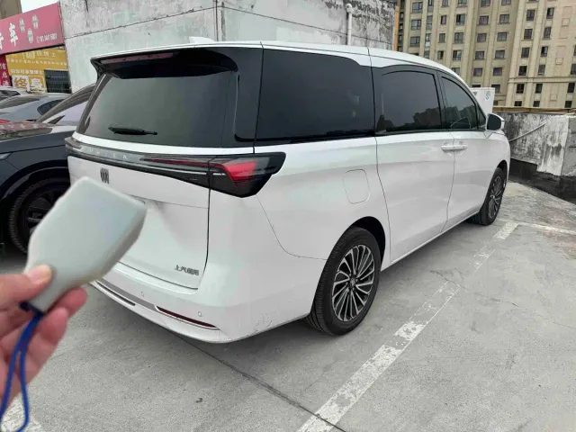 Buick Buick GL8 New Energy 2025 Landprestige First Edition 7-Seater — Фото автомобиля 22