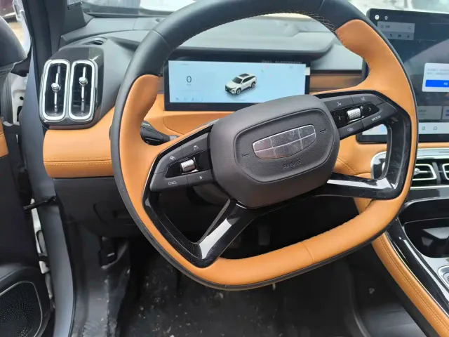 Geely Boyue L — Фото автомобиля 5
