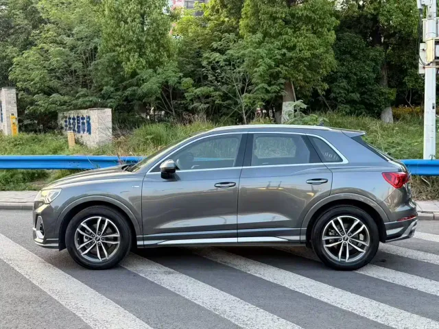 Audi Q3 — Фото автомобиля 2