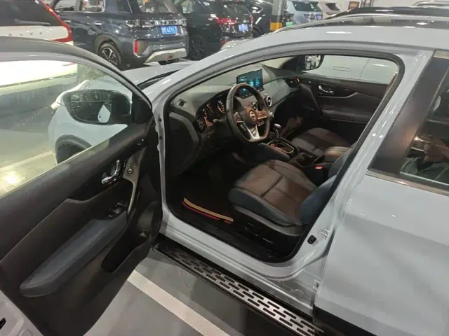 Nissan Qashqai — Фото автомобиля 15