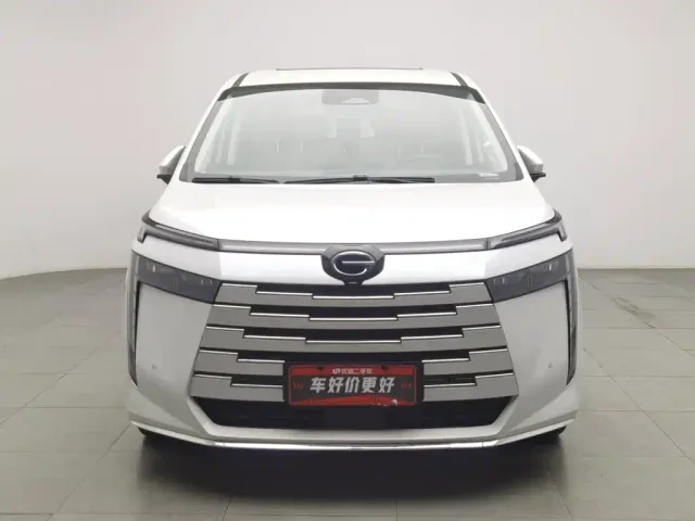 GAC Trumpchi E8 — Фото автомобиля 3