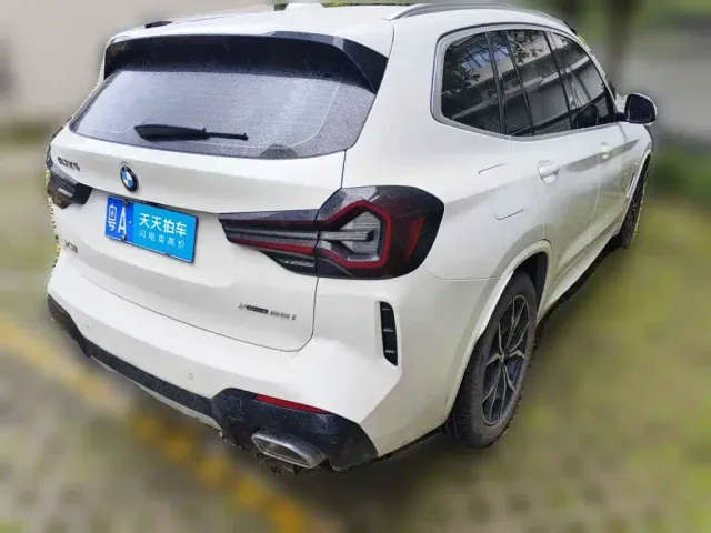 BMW X3 — Фото автомобиля 2