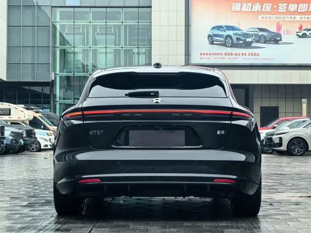 Nio ET5 Touring — Фото автомобиля 16