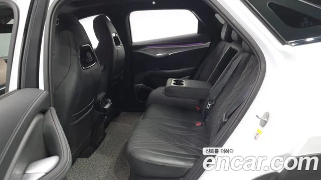 BYD Sealion 7 — Фото автомобиля 18