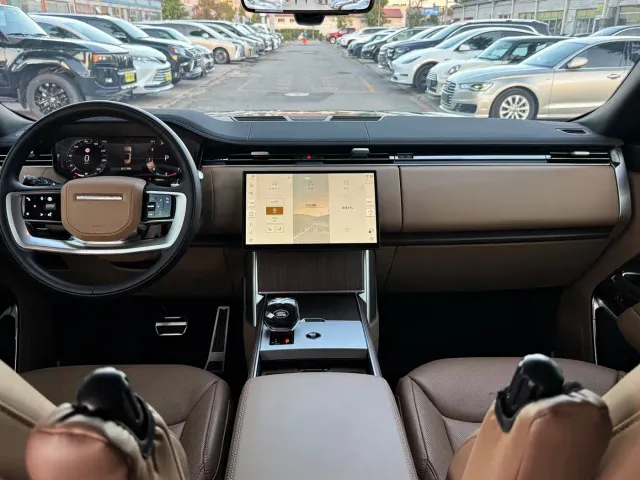 Land Rover Range Rover — Фото автомобиля 11