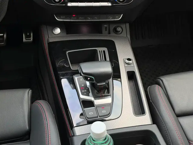Audi Q5L Sportback — Фото автомобиля 14
