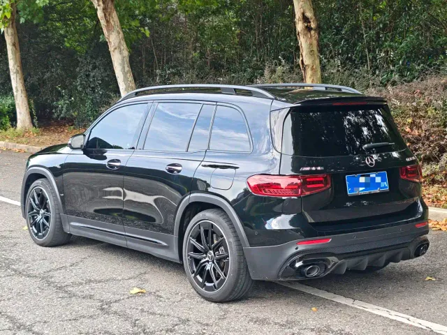 Mercedes-Benz GLB AMG — Фото автомобиля 30