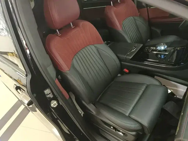 GAC Trumpchi M8 — Фото автомобиля 24